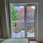 Plac Wolnosci 6 Апартаменты Познань