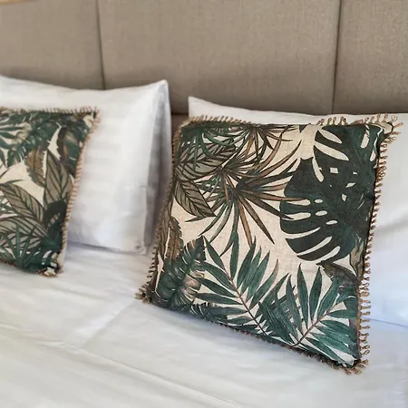 Plac Wolnosci 6 아파트 *